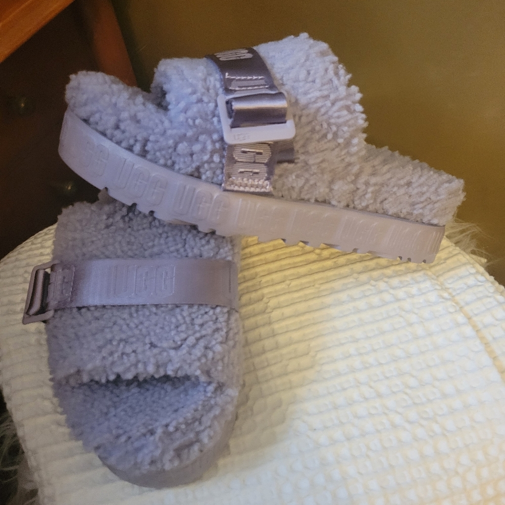 Ugg Fluffita slide